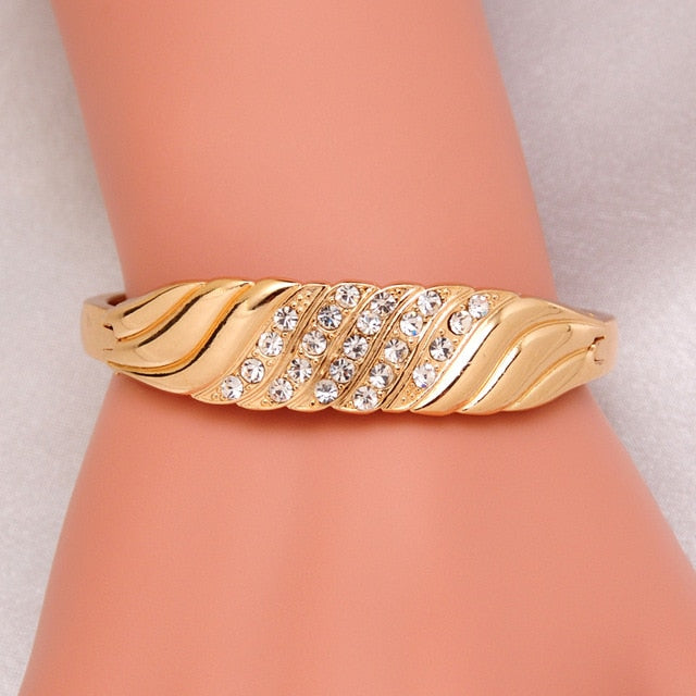 Trendy Gold Bracelet